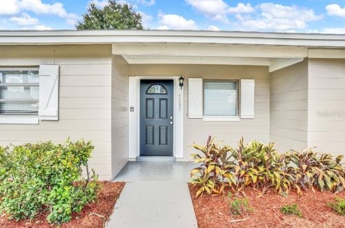 5835 Bolling Dr, Orlando FL  32808-6001 exterior