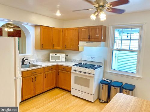 2708 Fenimore Rd, Silver Spring MD  20902-2610 exterior