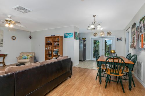 2193 Shelter Dr, Fort Pierce FL 34952-4849 exterior