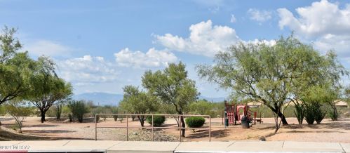 7449 Fair Meadows Loop, Tucson AZ 85756-6151 exterior