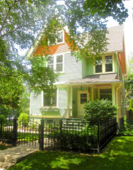 2719 Downer Ave, Milwaukee, WI 53211-3754
