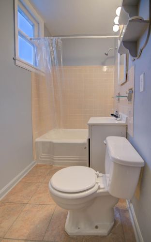 4219 60, Milwaukee WI 53220-3509 exterior