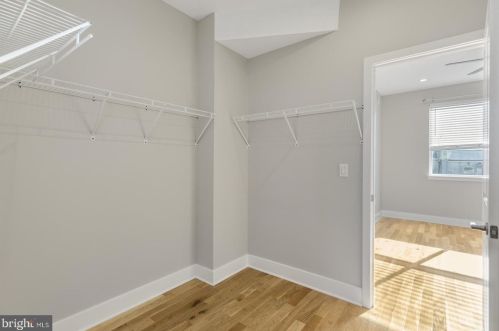 912 Ellsworth St, Philadelphia PA  19147-4621 exterior