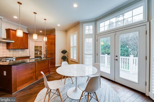 1339 Mayflower Dr, Mc Lean VA 22101-5612 exterior