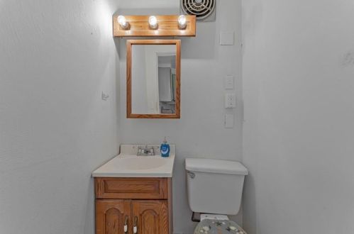 1206 Cir Dr, Pittsburgh PA 15221-4502 exterior