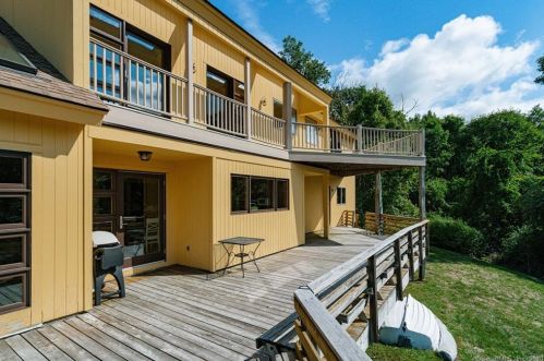 12 Rdg Rd, Farmington CT 06032-3020 exterior