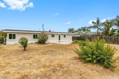 974 Orange Dr, Oxnard CA  93036-1834 exterior