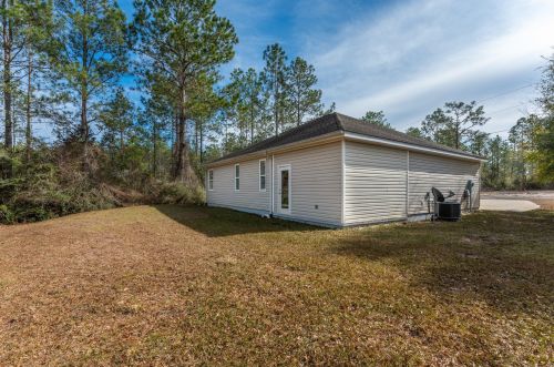 347 Raphael Rd, Defuniak Springs FL 32433-4725 exterior