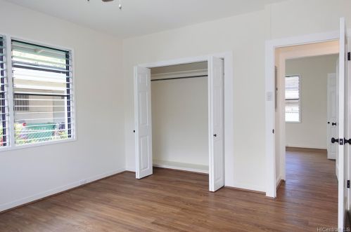 2537 Ahekolo St, Honolulu HI  96813-1109 exterior