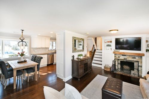 21 Nursery Rd, Huntington Station NY 11747-1028 exterior