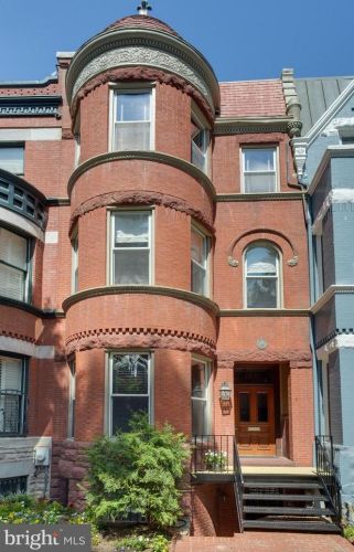 1731 Riggs Pl, Washington DC  20009-6248 exterior