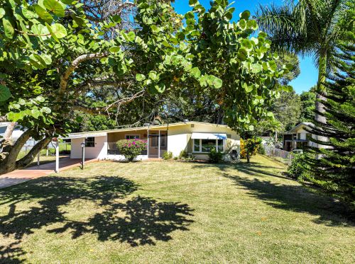 1516 Cortez Blvd, Fort Pierce, FL 34982-5737