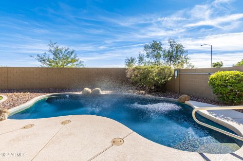 4433 Cottontail Rd, Phoenix AZ  85086-1447 exterior