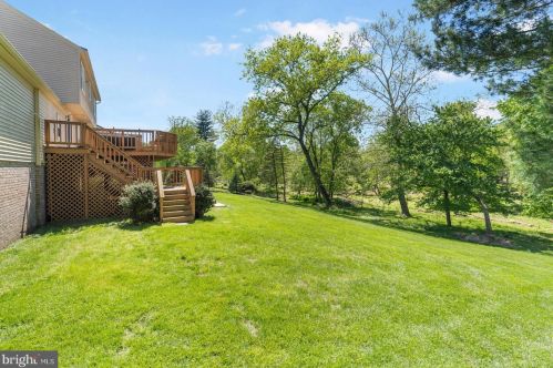 14032 Cricket Ln, Silver Spring MD 20904-5918 exterior