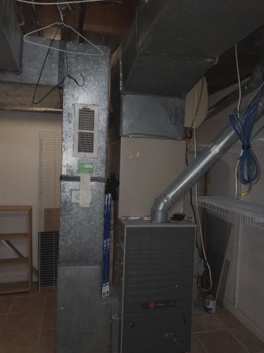 3033 Pitney Ct, Chicago IL  60608-5505 exterior