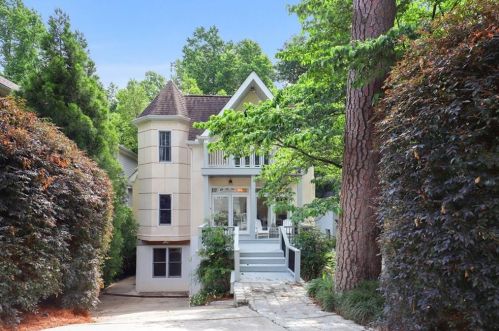 2627 Acorn Ave, Atlanta, GA 30305-3703