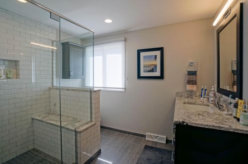 9355 Thrush Ln, Milwaukee WI 53217-1375 exterior