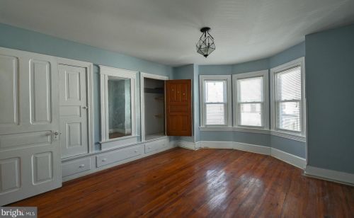 46 4 St, Pottstown PA 19464-5215 exterior