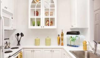 5120 Washington St, Boston MA  02132-5219 exterior