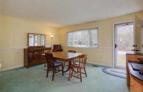 51 Frst St, Concord NH 03301-3122 exterior