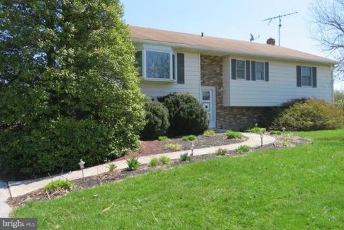 120 Babylon Rd, Littlestown, PA 17340-9759