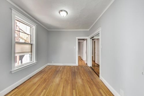 2255 Addison St, Chicago IL 60618-6017 exterior