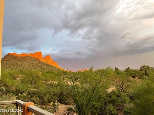 2240 Lone Star Pl, Tucson AZ  85713-6732 exterior