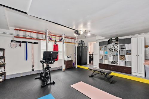 1682 Kennsington Ln, Bull Valley IL 60014-2047 exterior