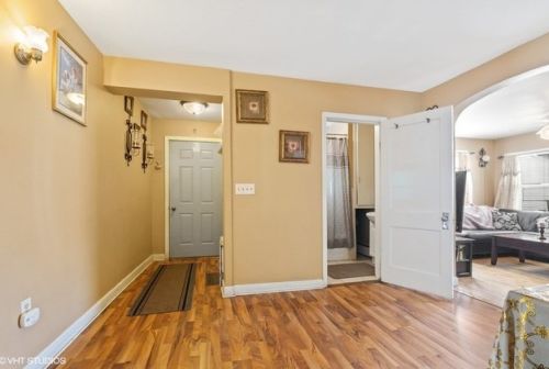 612 Oak St, Bull Valley, IL 60098-2270