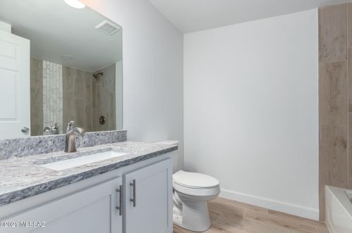 733 Louisiana St, Tucson AZ  85706-1239 exterior