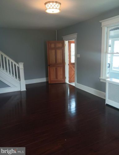 403 42 St, Camden NJ 08110-3003 exterior