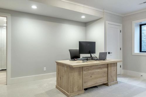 100 Ladue Meadows Ln, Saint Louis MO 63141-7503 exterior