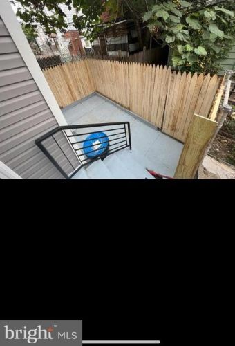 2267 Cambria St, Philadelphia PA 19134-4232 exterior