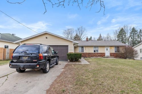 4341 Kimball Ave, Grand Rapids, MI 49508-3556