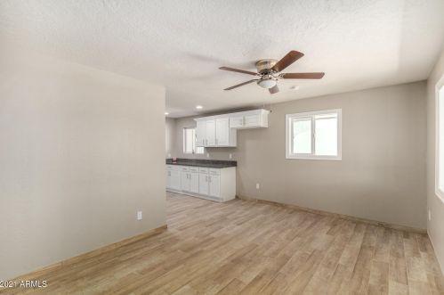 2932 47th Ave, Phoenix AZ  85031-3640 exterior