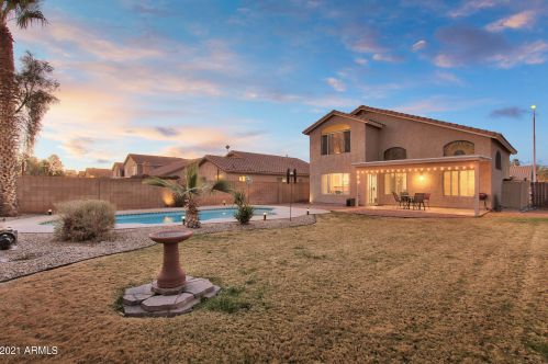 1097 Swan Dr, Chandler AZ 85286-7543 exterior
