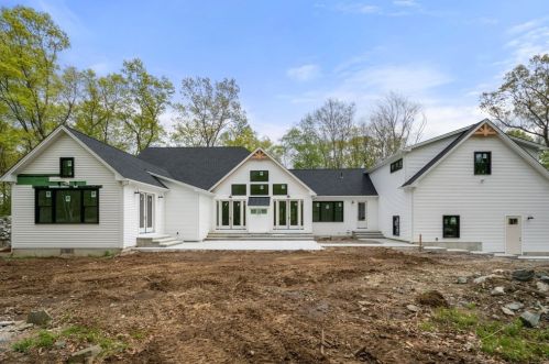 645 Glendale Rd, Wilbraham MA 01095 exterior