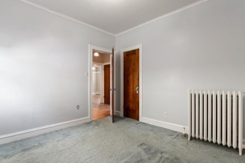 5004 Tripp Ave, Chicago IL 60630-2724 exterior