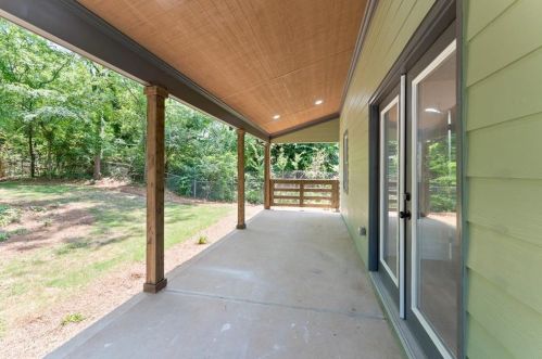 248 Holderness St, Atlanta GA  30314-3013 exterior