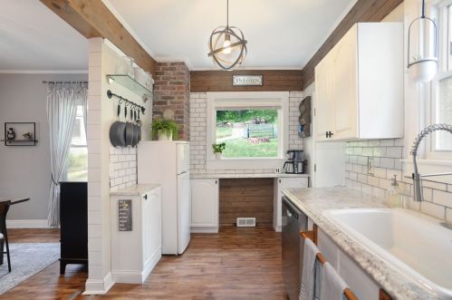 93 Frankfort Ave, Pittsburgh PA 15229-1921 exterior