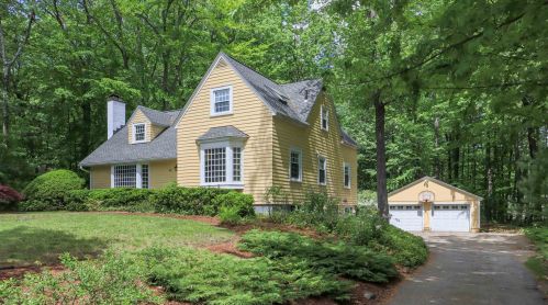 40 Thayer Pond Rd, Concord, NH 03301-7516