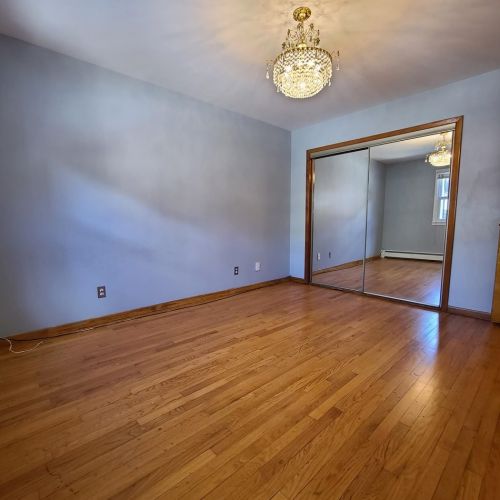 146 St, Union City NJ 07087-4747 exterior