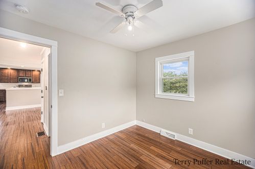 2160 Mayfair Ave, Meskegon MI 49441-3621 exterior