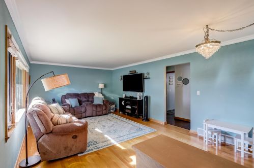 3328 75th St, Milwaukee, WI 53219-3801