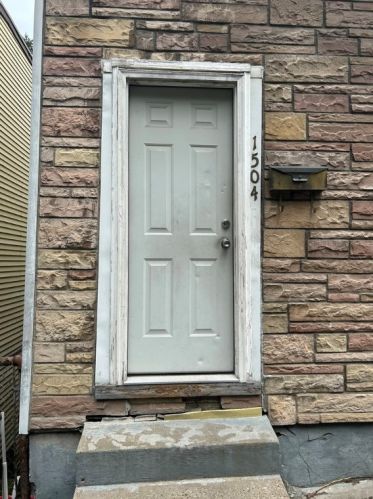 1504 Forsythe St, Pittsburgh, PA 15212-2524