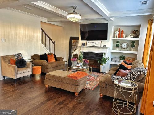 595 Lofty Ln, Atlanta GA  30331-8643 exterior