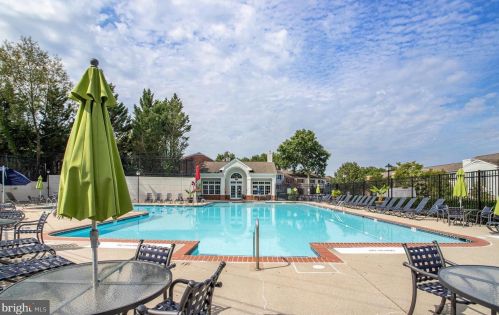 5260 Maris Ave, Alexandria VA  22304-1904 exterior