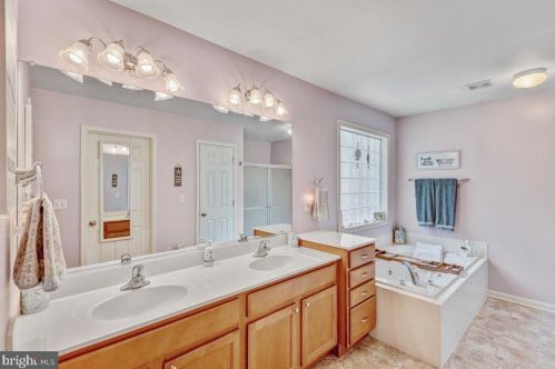 504 Monticello Cir, Locust Grove VA 22508-5151 exterior