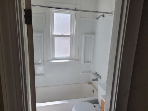 45 Reasor Dr, Saint Louis MO 63135-1155 exterior