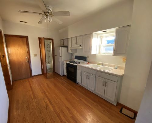 2854 Belden Ave, Chicago IL 60647-2917 exterior